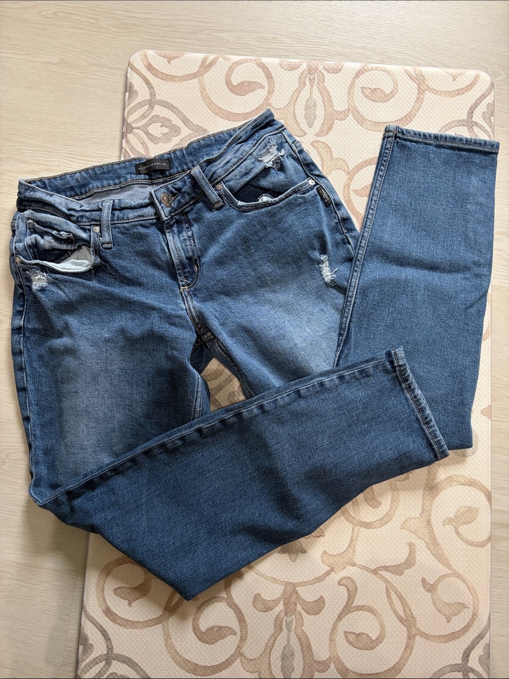 Silver jeans boyfriend 29
